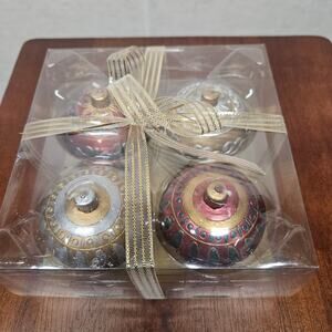 NEW Santa's Workbench Christmas Ornament Floating Candles Set